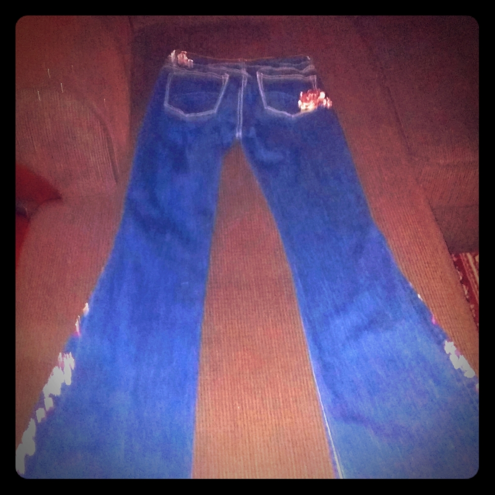 Driftwood  farrah jeans with flowers embroidered